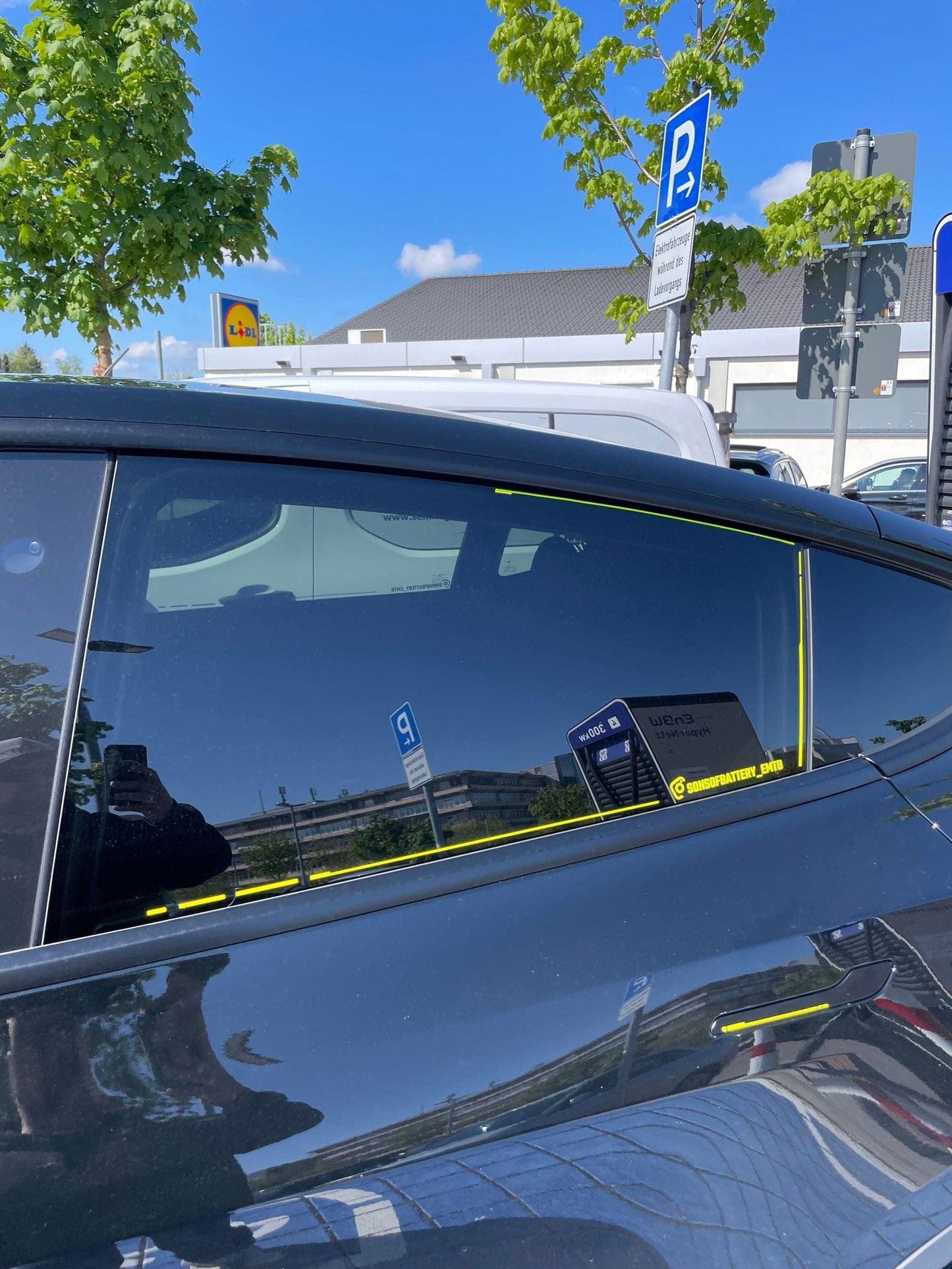 Sons of Battery - E-MTB Brand & Community Folien & Sticker "Cyberspace" E-Auto Folienpaket E-Bike-Community