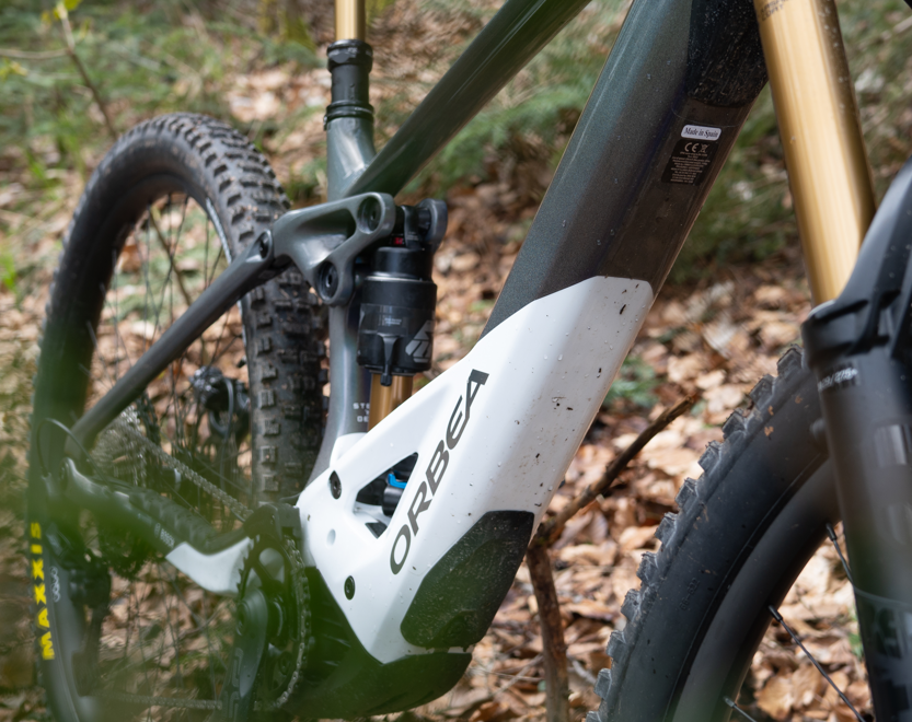 Richtige Pflege des E-Bike Akkus zu jeder Jahreszeit