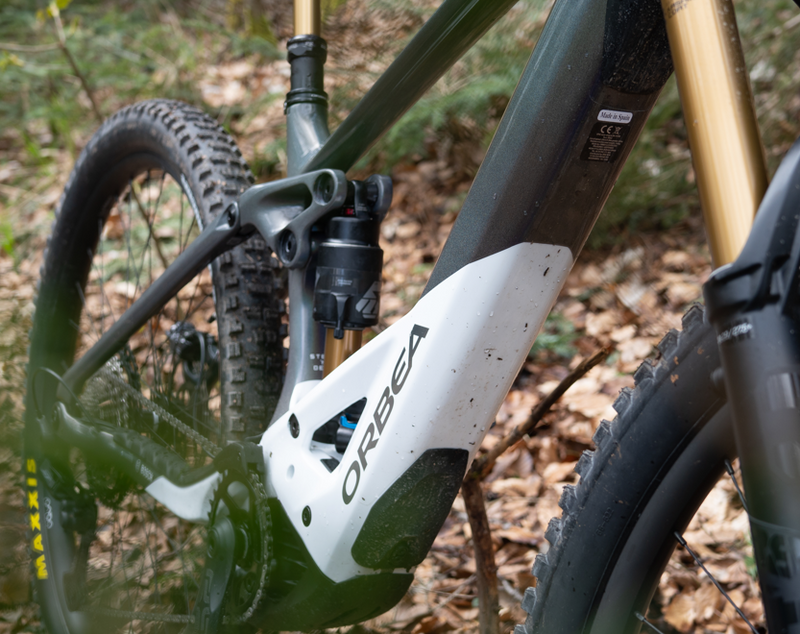 Richtige Pflege des E-Bike Akkus zu jeder Jahreszeit