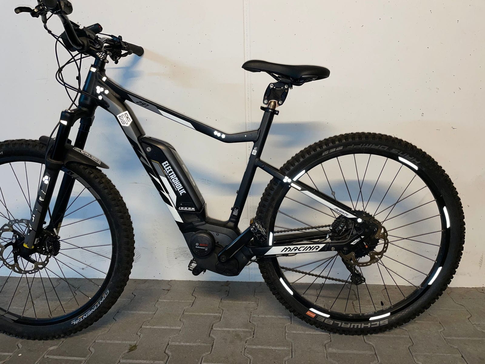 64 Reflektor-Aufkleber Für Fahrradspeichen & Felgen – Passend Für 26-29 Zoll – Unsichtbar Am Tag, Strahlend Bei Nacht 64 Reflektor-Aufkleber Für Fahrradspeichen & Felgen – Passend Für 26-29 Zoll – Unsichtbar Am Tag, Strahlend Bei Nacht