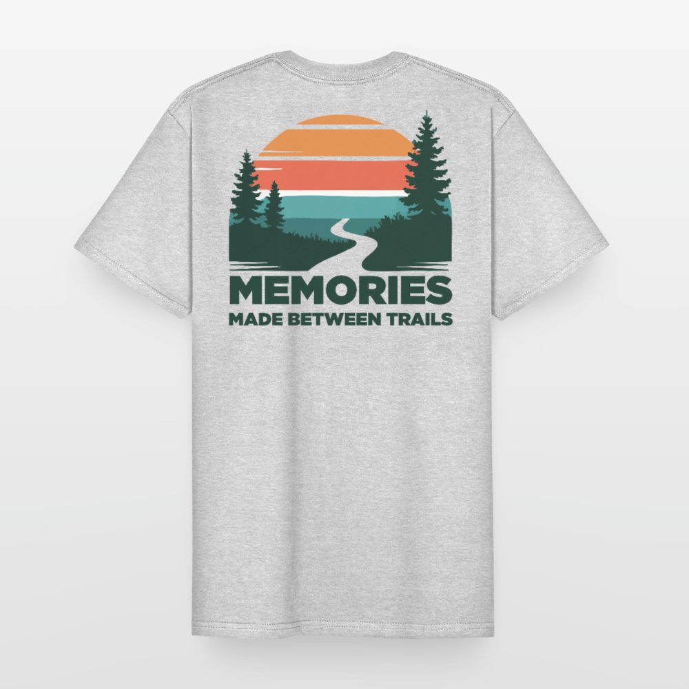 Spreadconnect Männer Workwear T-Shirt Memories Made between Trails - Männer Workwear T-Shirt E-Bike-Community