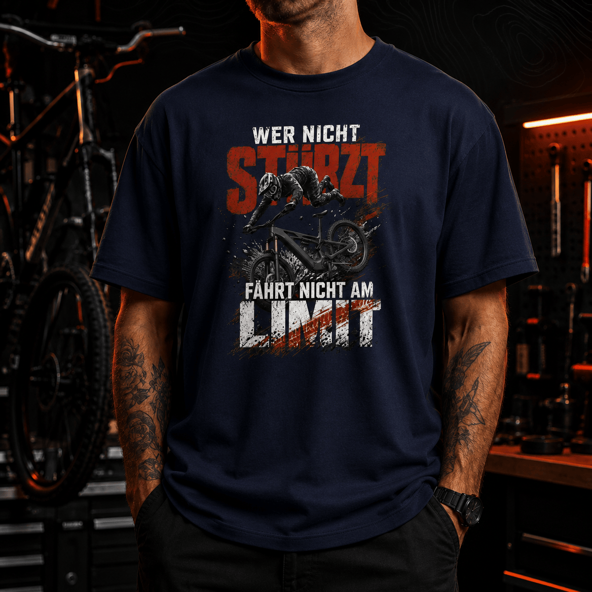 Spreadconnect Oversized Heavyweight Unisex T-Shirt Wer nicht stürzt, fährt nicht am Limit – Oversized Unisex T-Shirt E-Bike-Community