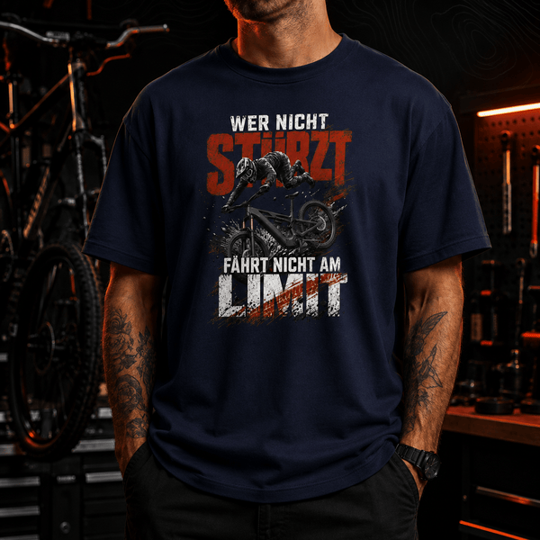 Spreadconnect Oversized Heavyweight Unisex T-Shirt Wer nicht stürzt, fährt nicht am Limit – Oversized Unisex T-Shirt E-Bike-Community