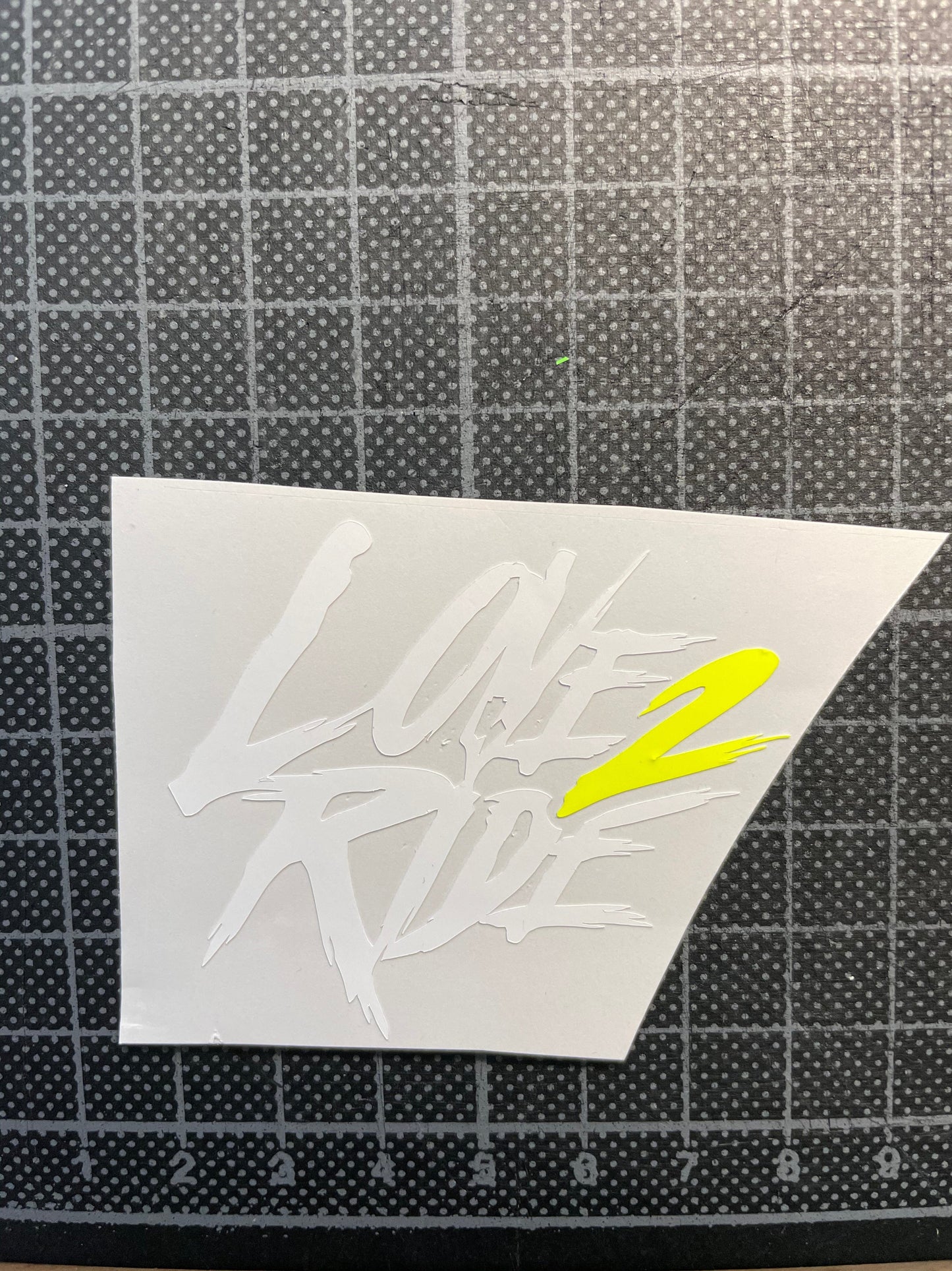 LOVE 2 RIDE - Logo -  Folienplott 2 farbig - Sons of Battery® - E-MTB Brand & Community